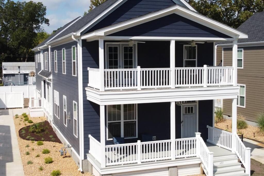 המפטון Luxurious Alberta Beach House W/ Historical Detail מראה חיצוני תמונה